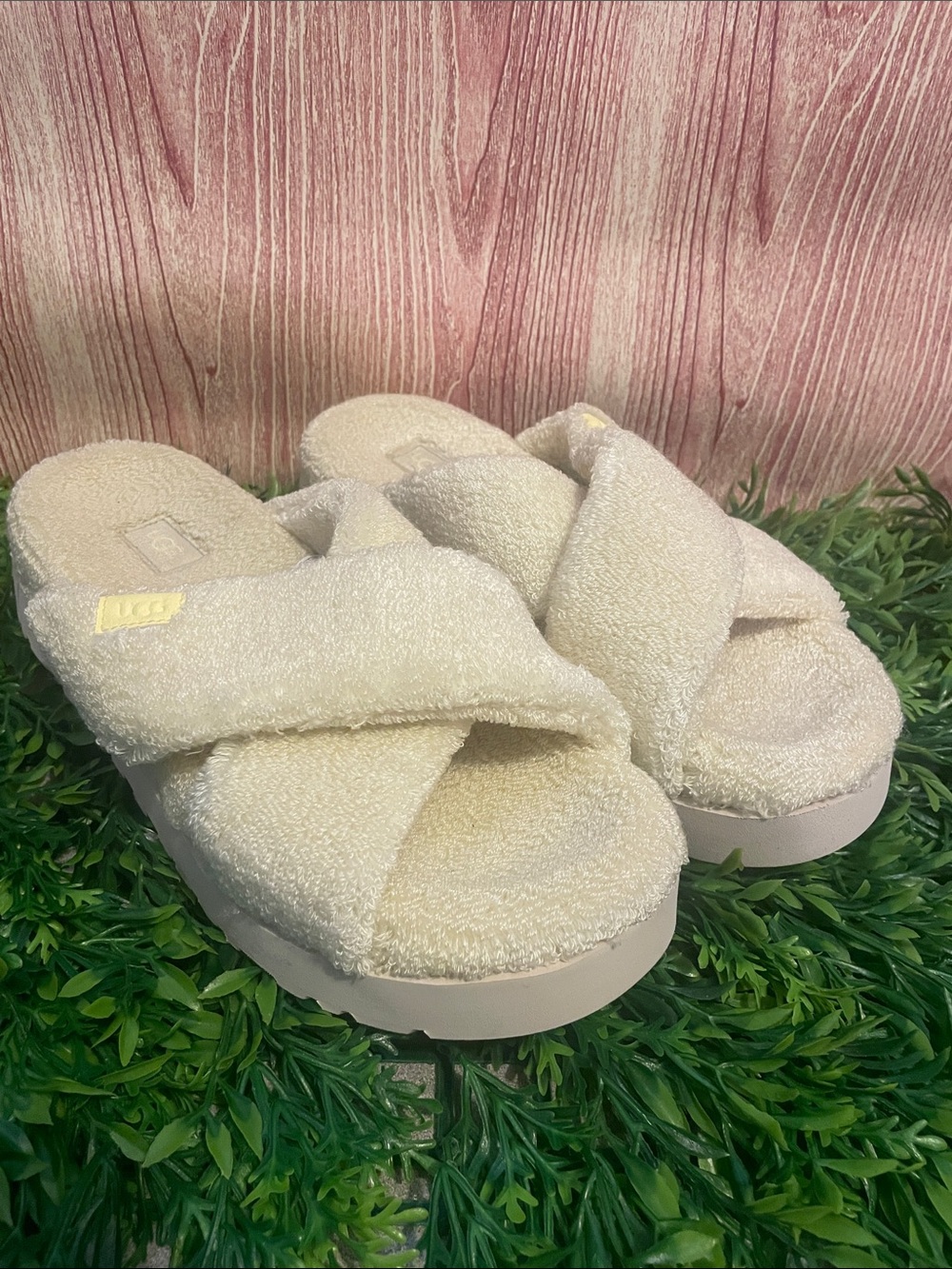 UGG Women’s Fuzz Sugar Terry Cross Slide Slipper Platform Shoes